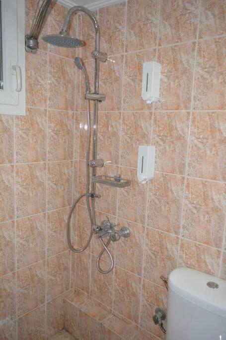 אתונה Pagrati Apartment Διαμέρισμα Παγκράτι מראה חיצוני תמונה