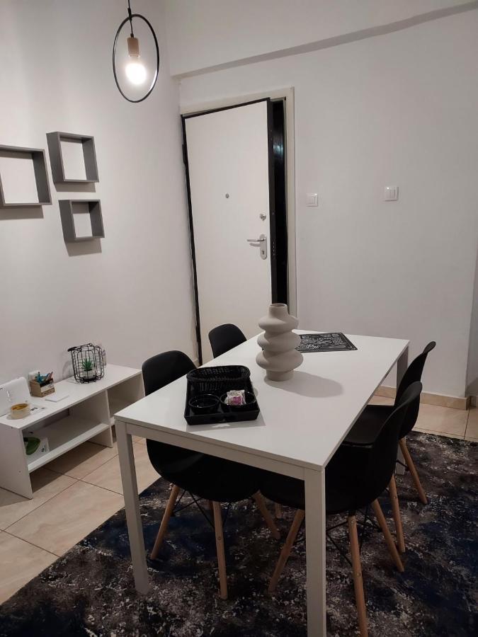 אתונה Pagrati Apartment Διαμέρισμα Παγκράτι מראה חיצוני תמונה